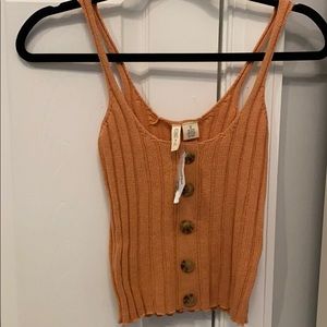 tillys button cropped tank top